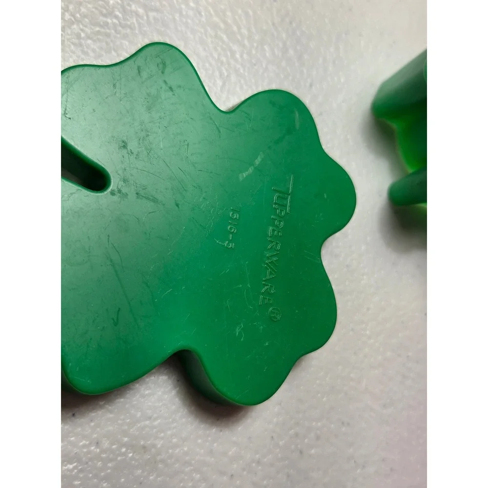 Tupperware vintage cookie